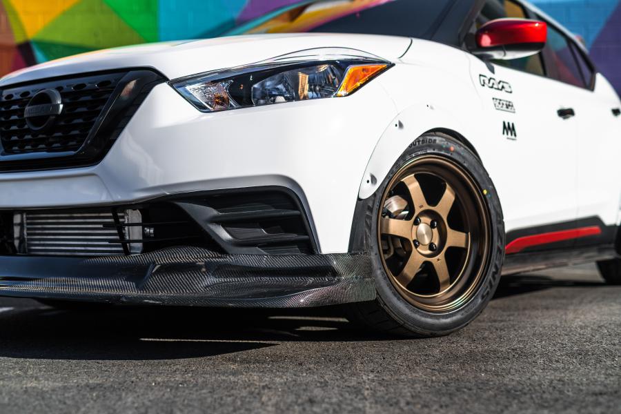 Детали экстерьера Nissan Kicks Street Sport 2019 года  (фото 11 из 27)